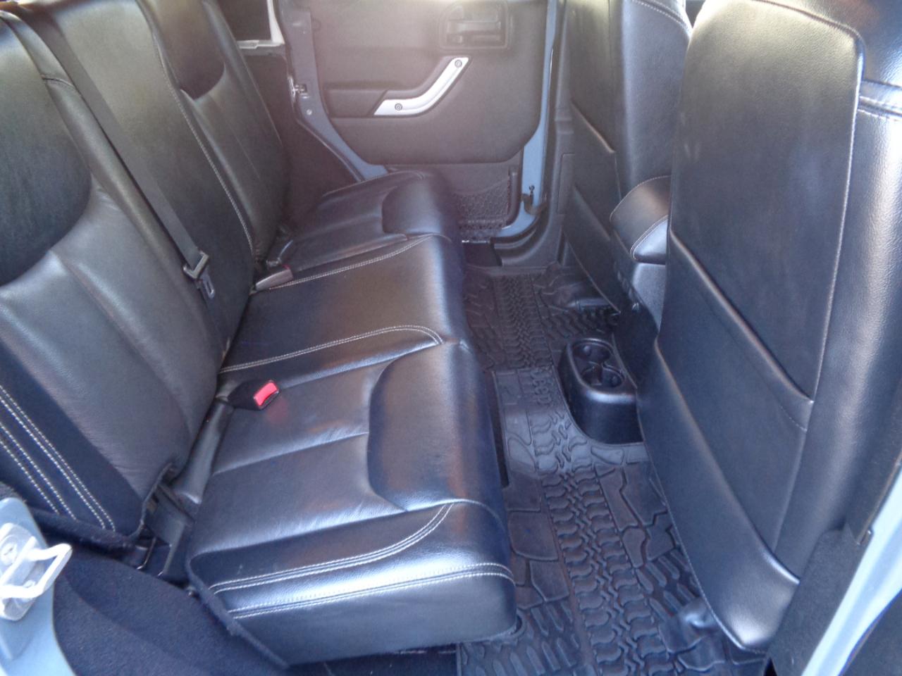 Jeep Wrangler Unlimited 4WD 4dr Rubicon Hard Rock 2015