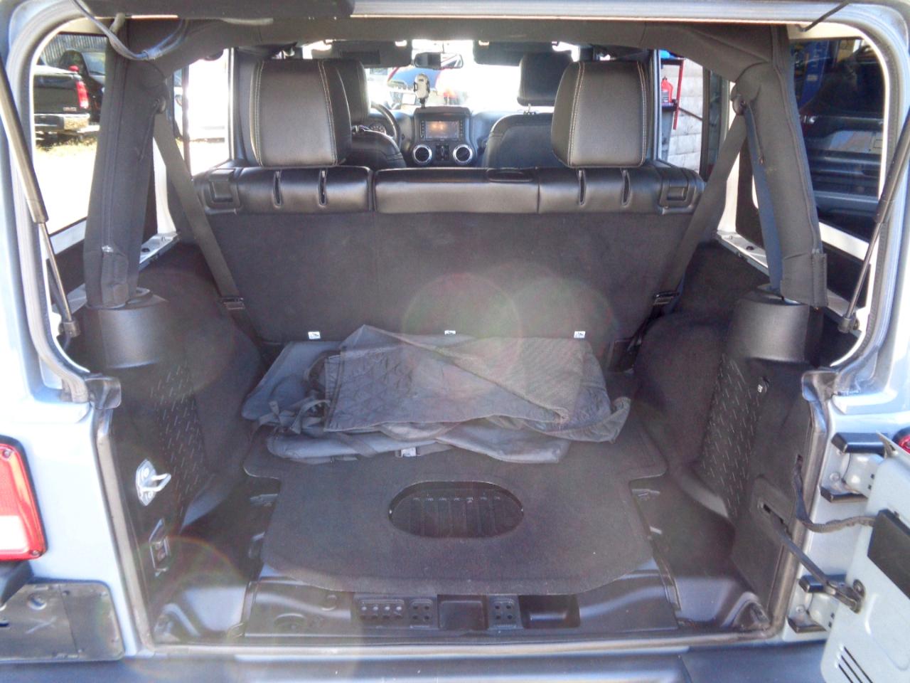 Jeep Wrangler Unlimited 4WD 4dr Rubicon Hard Rock 2015