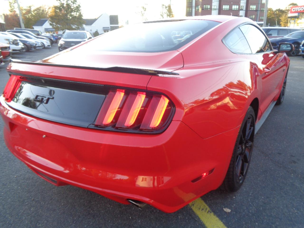 Ford Mustang 2dr Fastback GT 2016