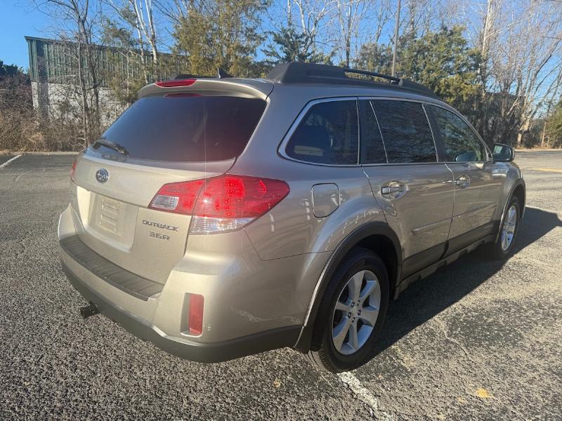 Subaru Outback 3.6R Limited 2014