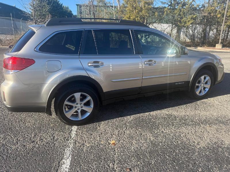 Subaru Outback 3.6R Limited 2014