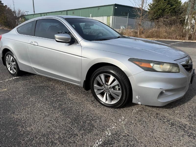 Honda Accord EX coupe AT 2011