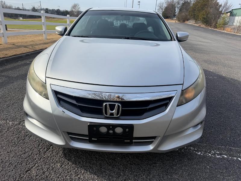 Honda Accord EX coupe AT 2011