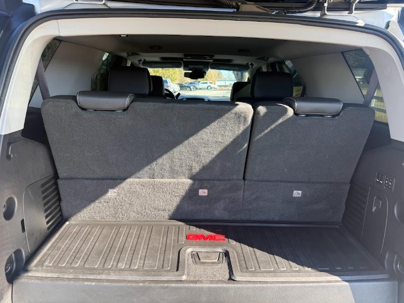 GMC Yukon SLT 4WD 2017