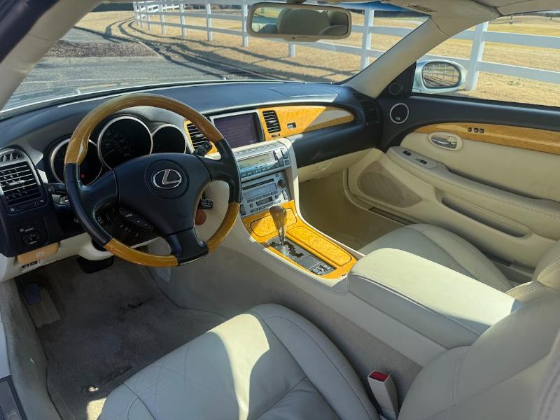 Lexus SC 430 Convertible 2002