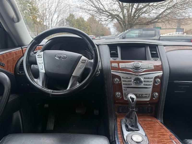 Infiniti QX80 LUXE 2019