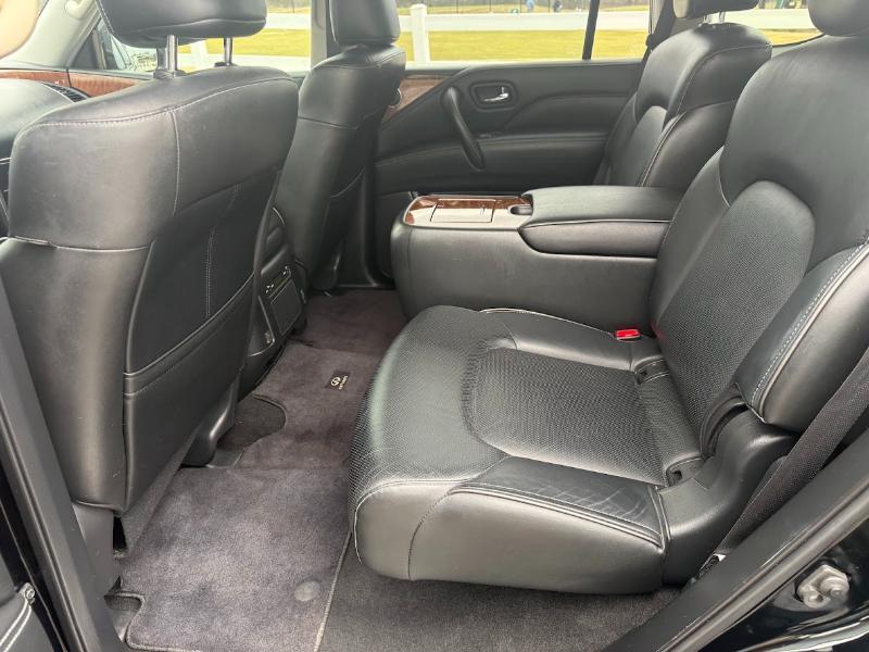 Infiniti QX80 LUXE 2019