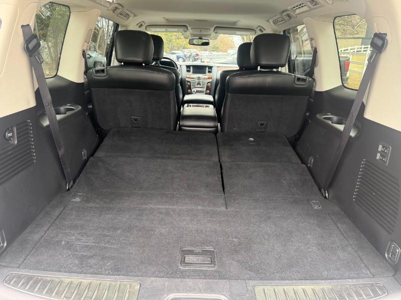 Infiniti QX80 LUXE 2019