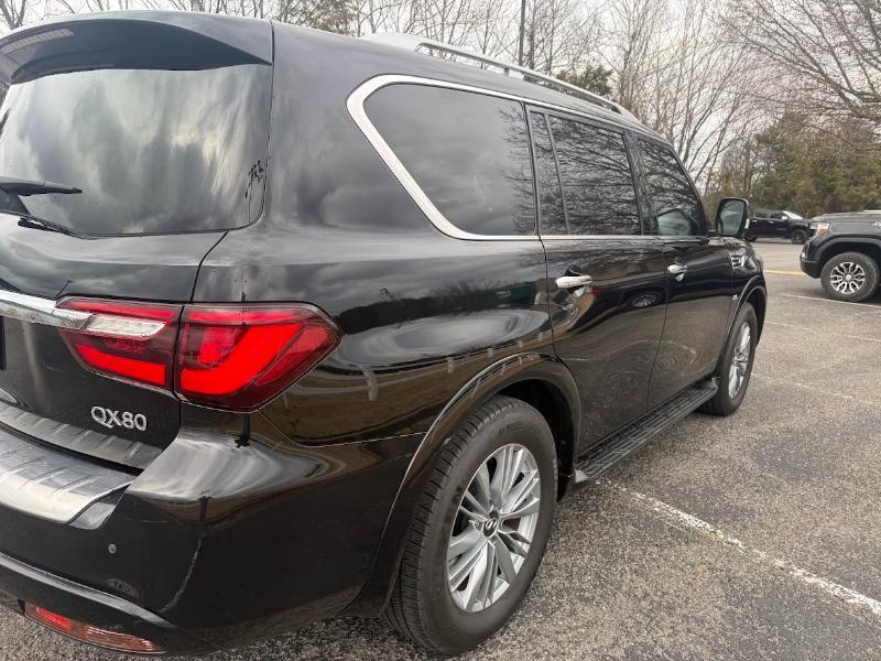 Infiniti QX80 LUXE 2019