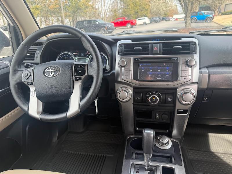Toyota 4Runner SR5 4WD 2014