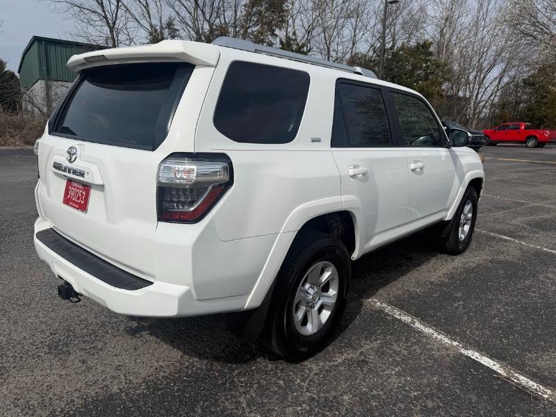Toyota 4Runner SR5 4WD 2014