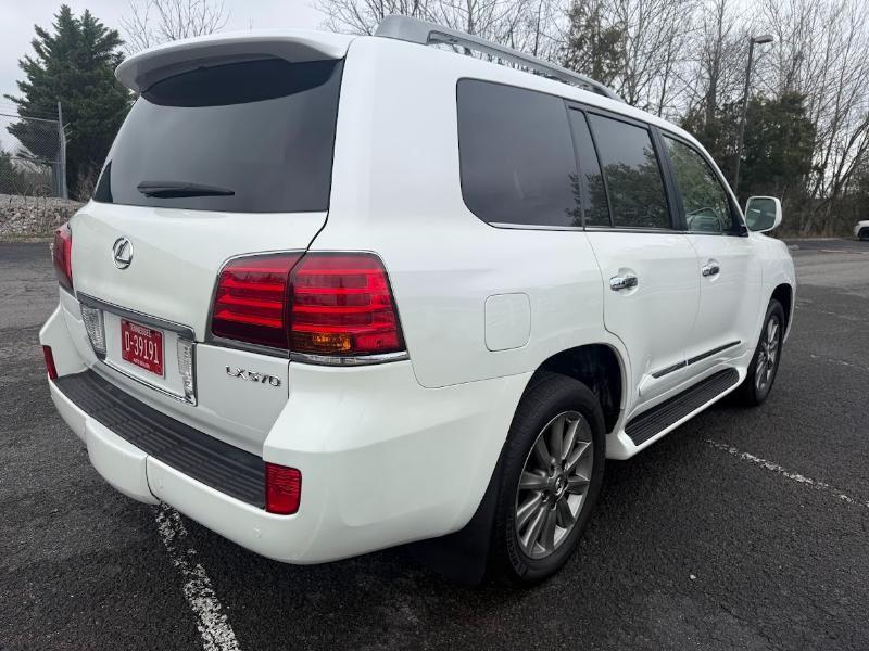 Lexus LX 570 Sport Utility 2011