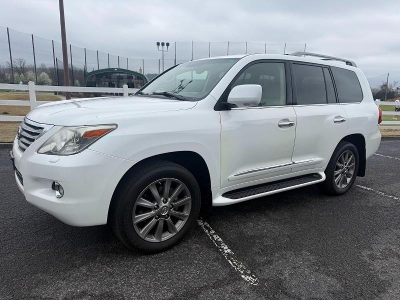 Lexus LX 570 Sport Utility 2011