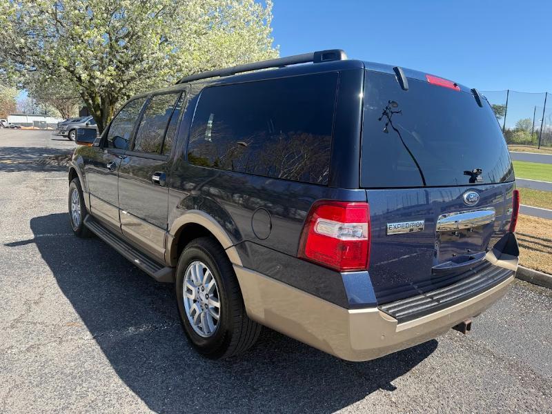 Ford Expedition  2014