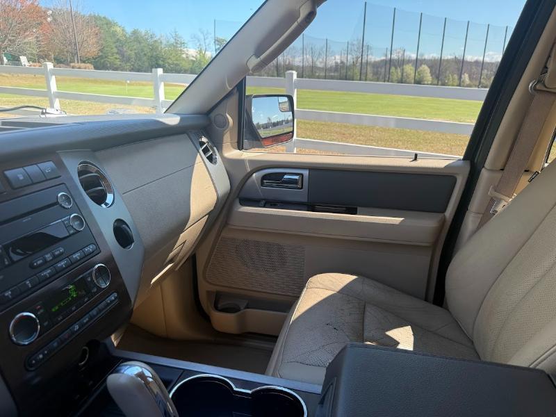 Ford Expedition  2014