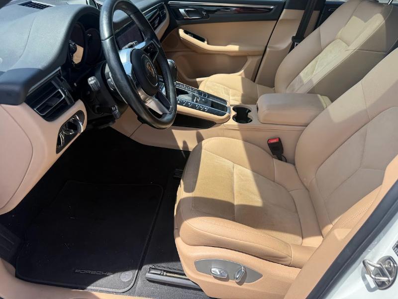Porsche Macan Base 2021