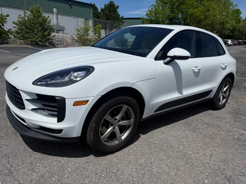 Porsche Macan Base 2021