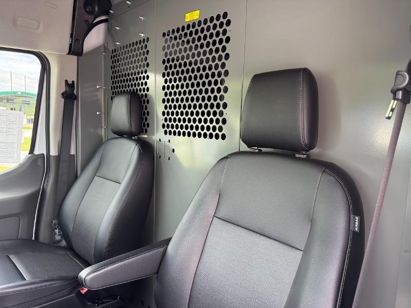 Ford Transit 250 Van 2026