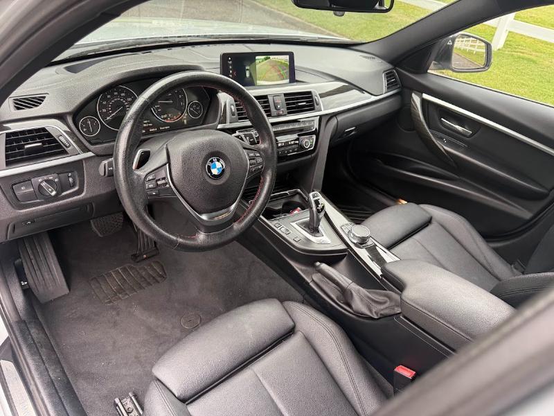 BMW 3-Series Sport Wagon 330i xDrive SULEV 2018