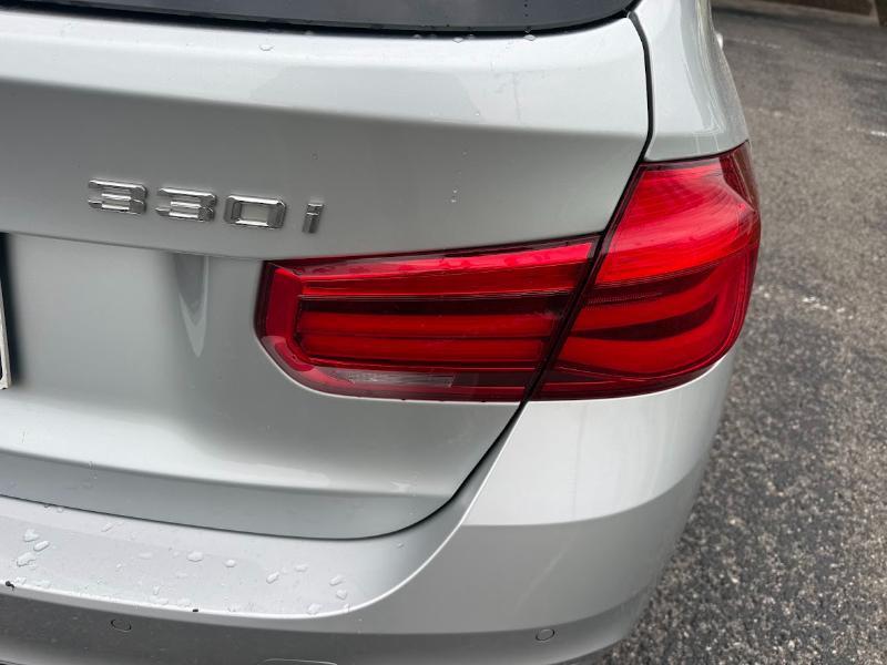 BMW 3-Series Sport Wagon 330i xDrive SULEV 2018