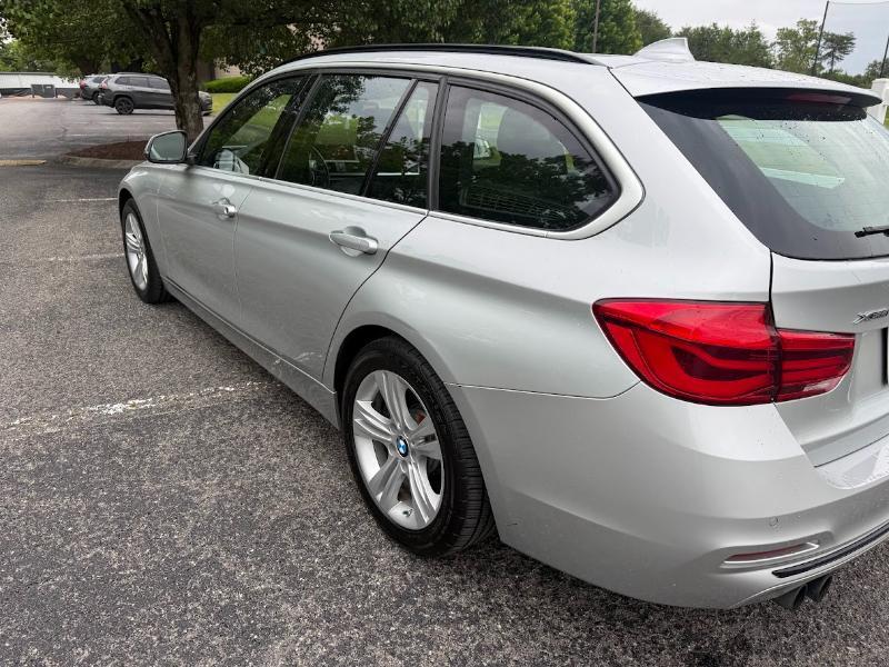 BMW 3-Series Sport Wagon 330i xDrive SULEV 2018