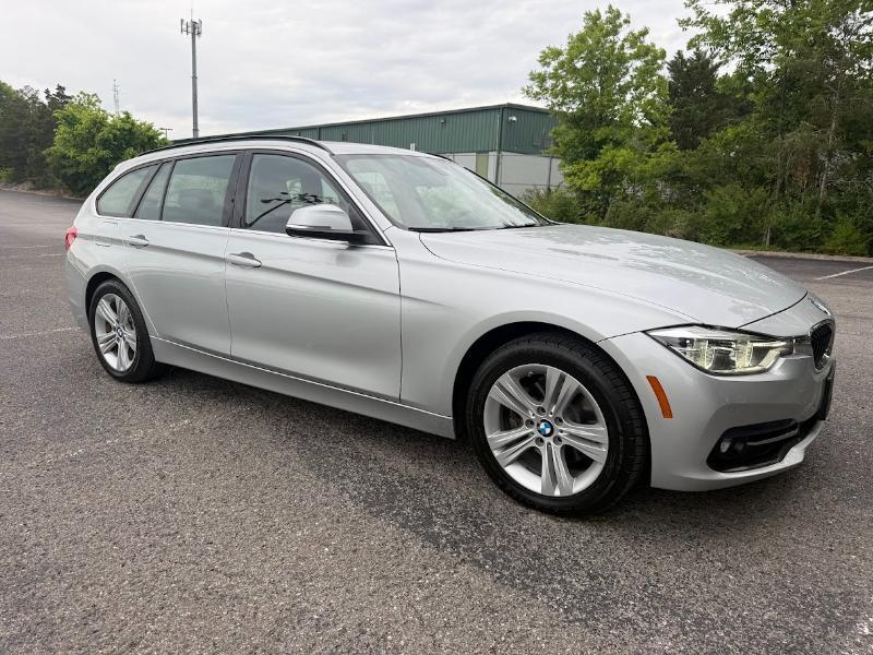 BMW 3-Series Sport Wagon 330i xDrive SULEV 2018