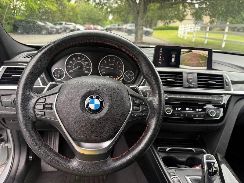 BMW 3-Series Sport Wagon 330i xDrive SULEV 2018