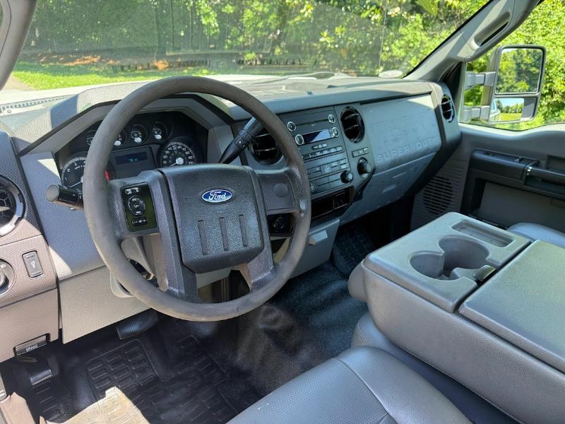 Ford F-250 SD XL 2WD 2012