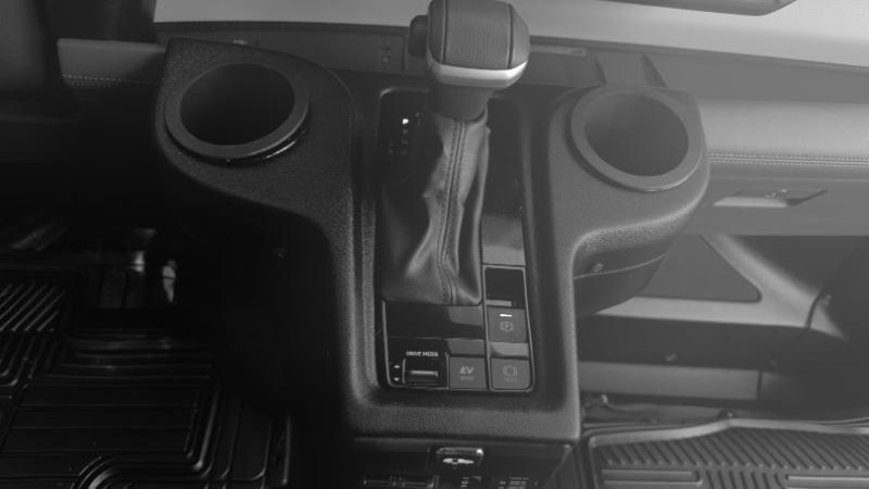 Toyota Sienna XLE 7-Passenger 2024