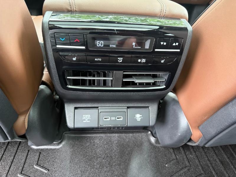 Acura MDX SH-AWD w/Advance Package 2024