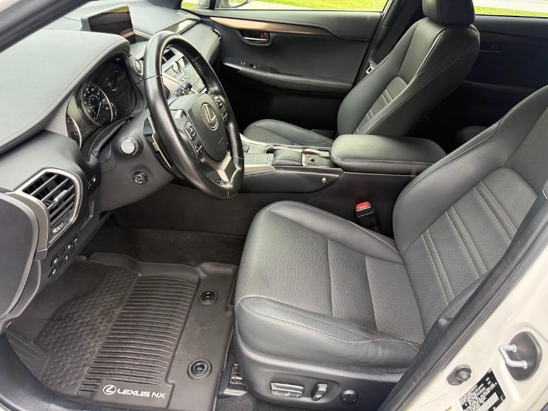 Lexus NX 300 Premium AWD 2020