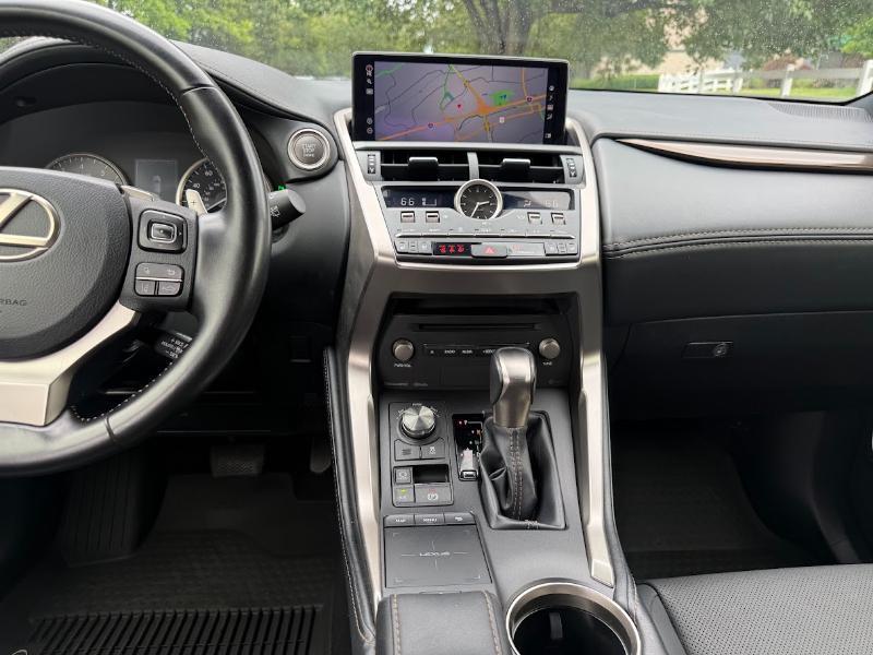 Lexus NX 300 Premium AWD 2020
