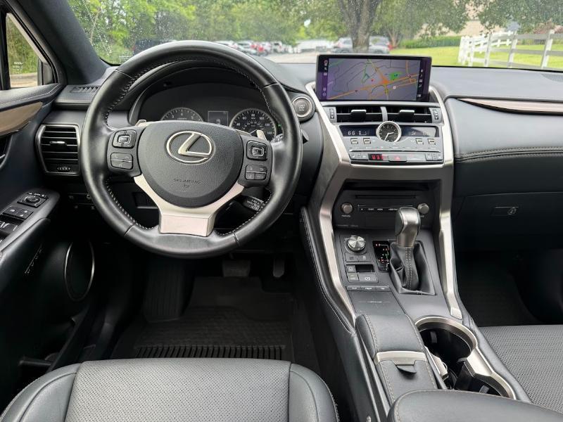 Lexus NX 300 Premium AWD 2020