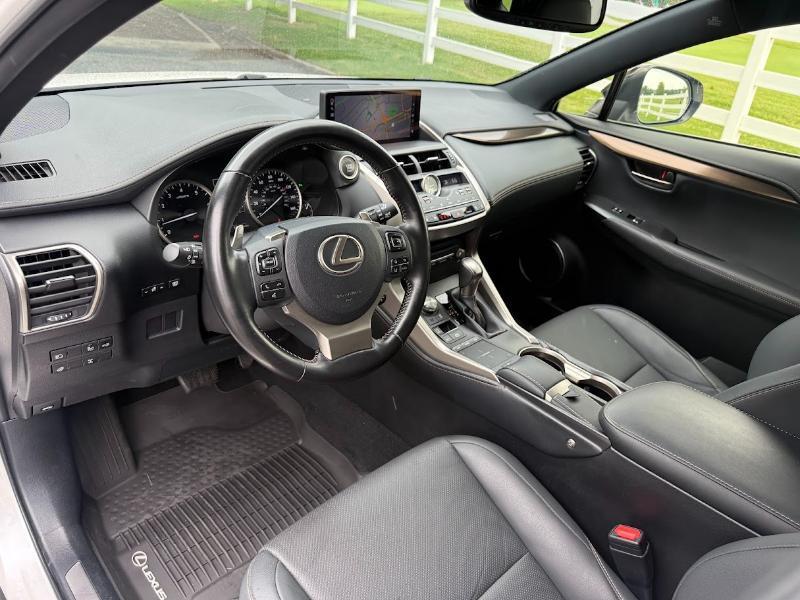 Lexus NX 300 Premium AWD 2020