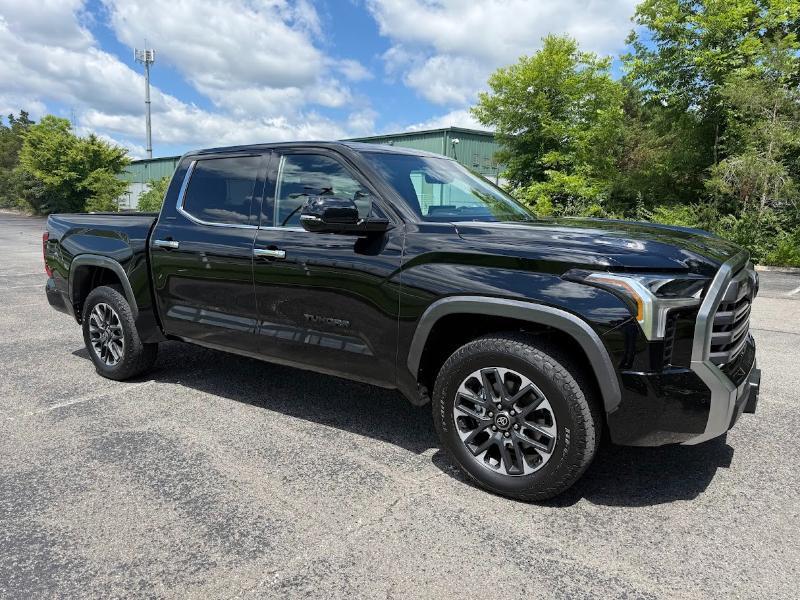 Toyota Tundra Limited CrewMax 4WD 2025