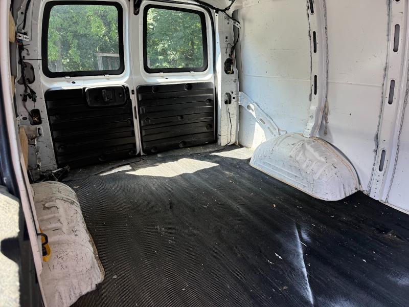 GMC Savana G2500 Cargo 2015
