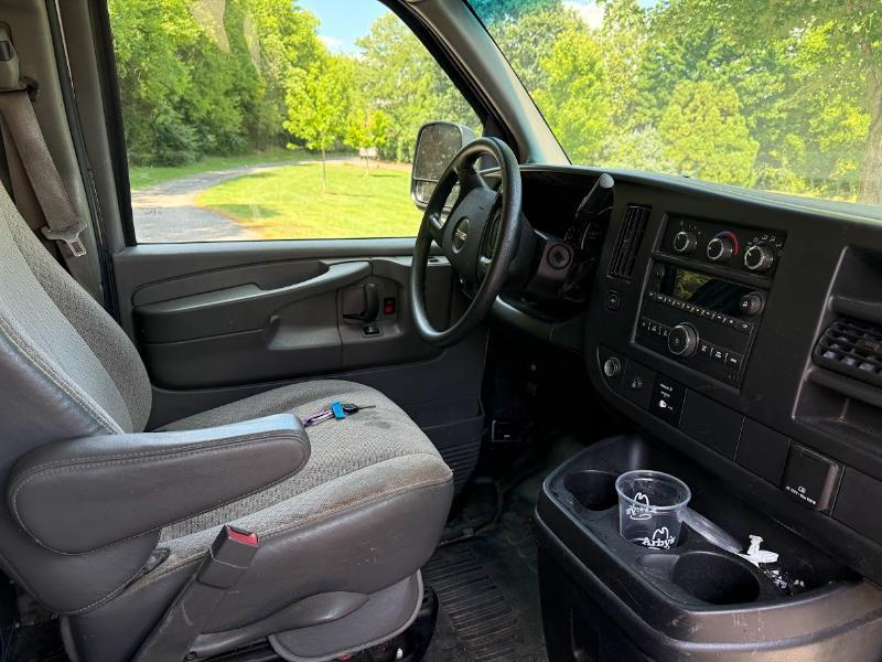 GMC Savana G2500 Cargo 2015
