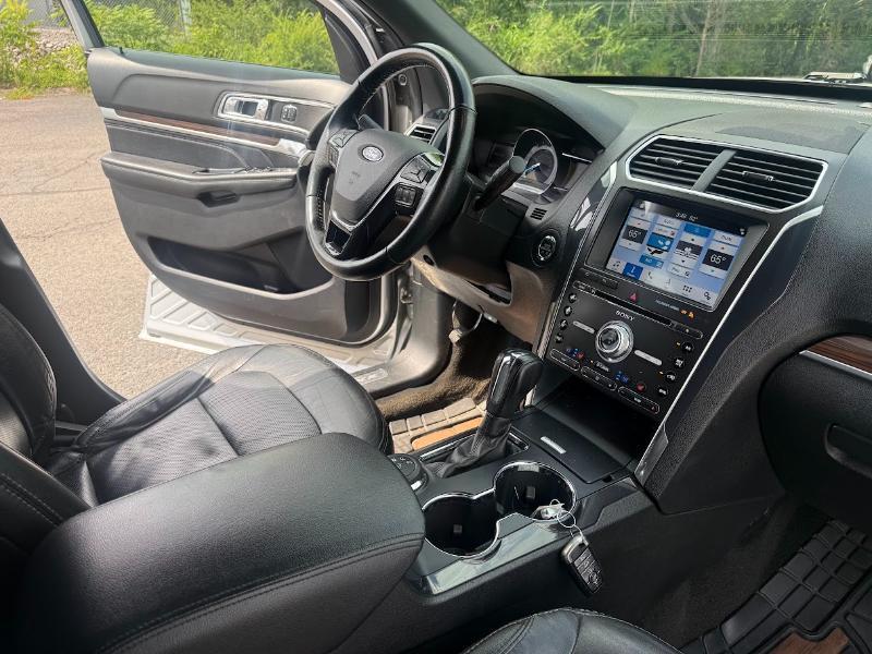 Ford Explorer Limited 4WD 2018
