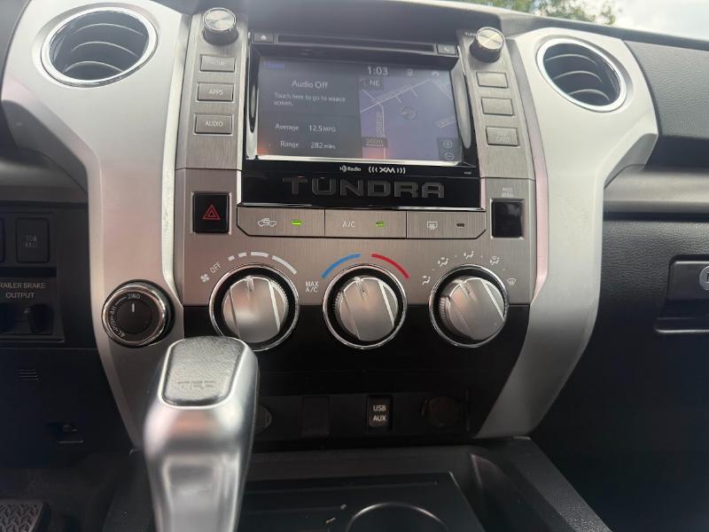 Toyota Tundra SR5 5.7L V8 FFV CrewMax 4WD 2018