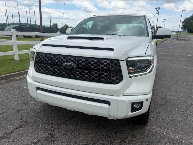 Toyota Tundra SR5 5.7L V8 FFV CrewMax 4WD 2018