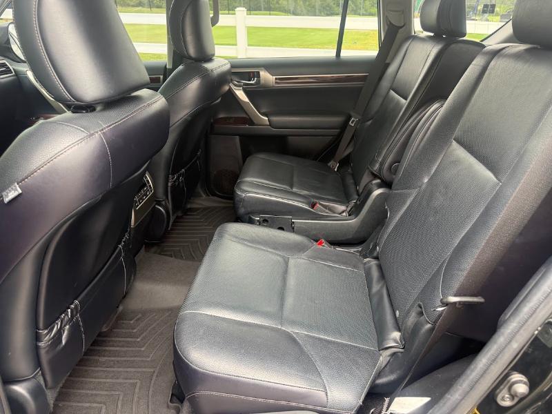 Lexus GX 460 Base 2017