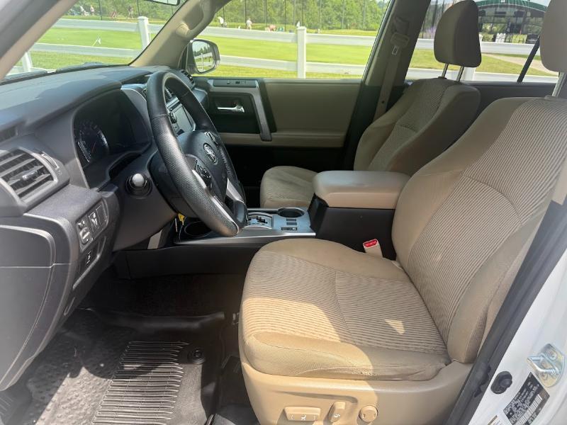 Toyota 4Runner SR5 4WD 2019
