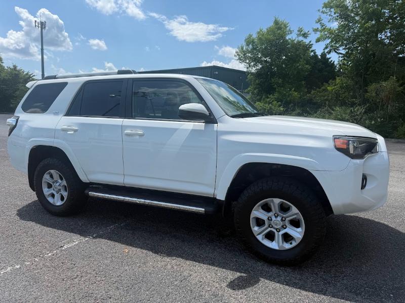 Toyota 4Runner SR5 4WD 2019