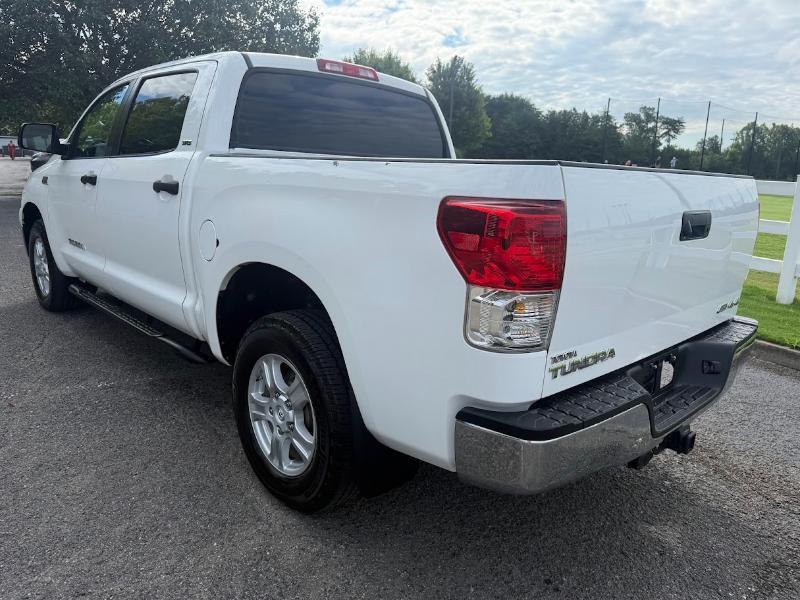 Toyota Tundra Tundra-Grade CrewMax 5.7L FFV 4WD 2012