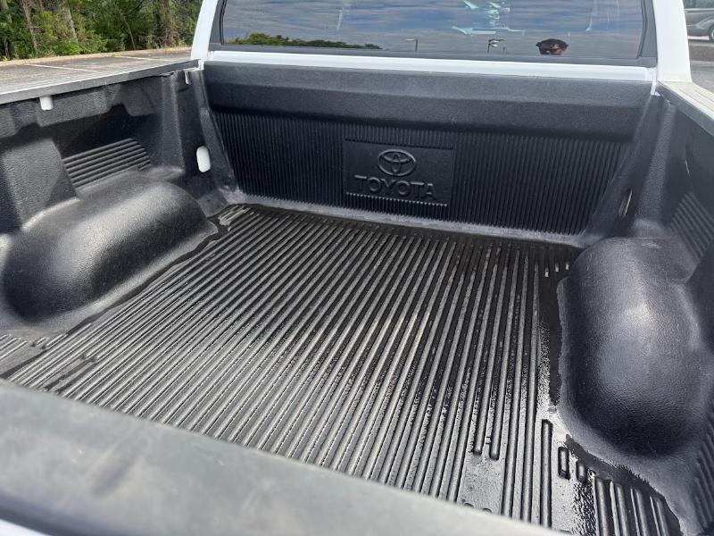 Toyota Tundra Tundra-Grade CrewMax 5.7L FFV 4WD 2012