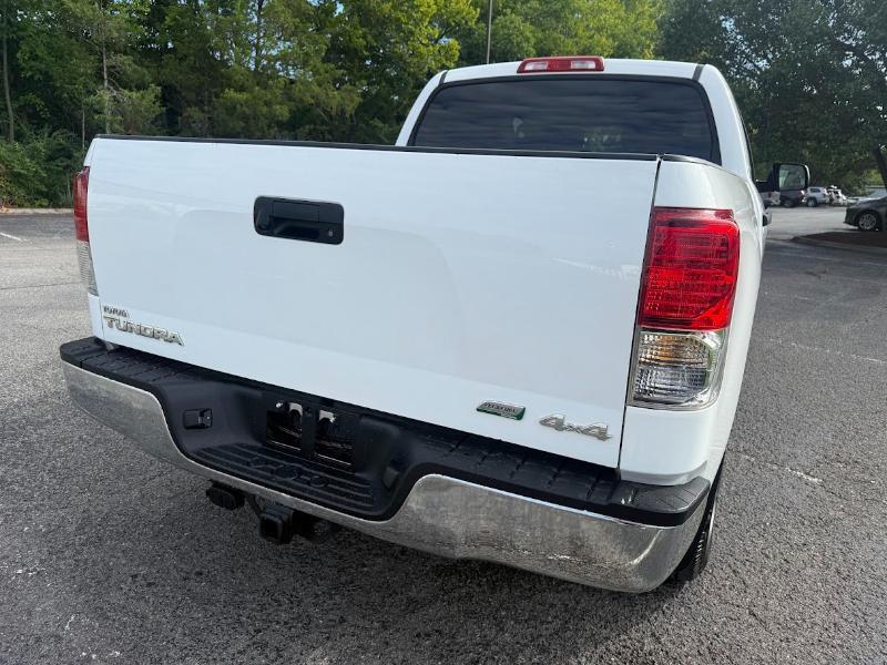 Toyota Tundra Tundra-Grade CrewMax 5.7L FFV 4WD 2012
