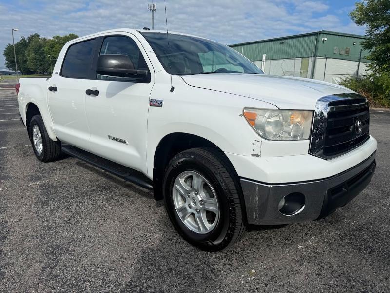 Toyota Tundra Tundra-Grade CrewMax 5.7L FFV 4WD 2012