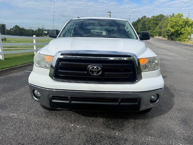 Toyota Tundra Tundra-Grade CrewMax 5.7L FFV 4WD 2012