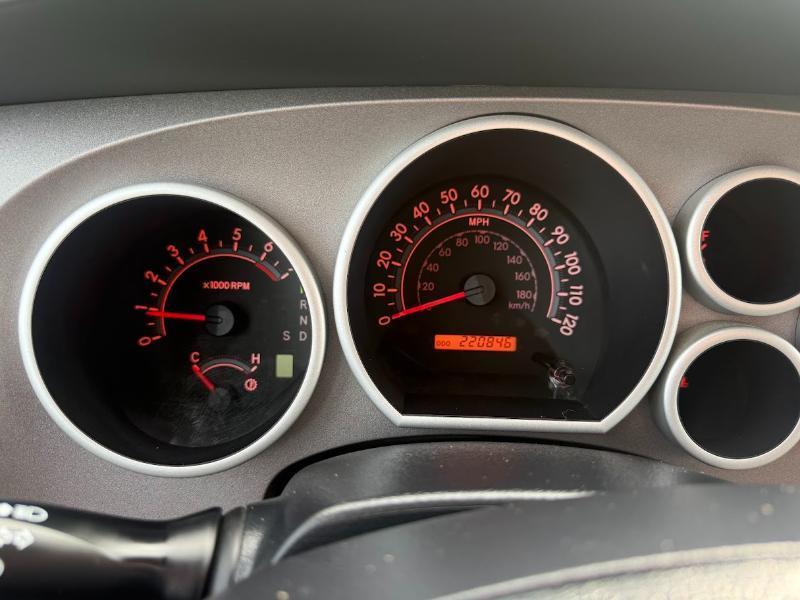 Toyota Tundra Tundra-Grade CrewMax 5.7L FFV 4WD 2012