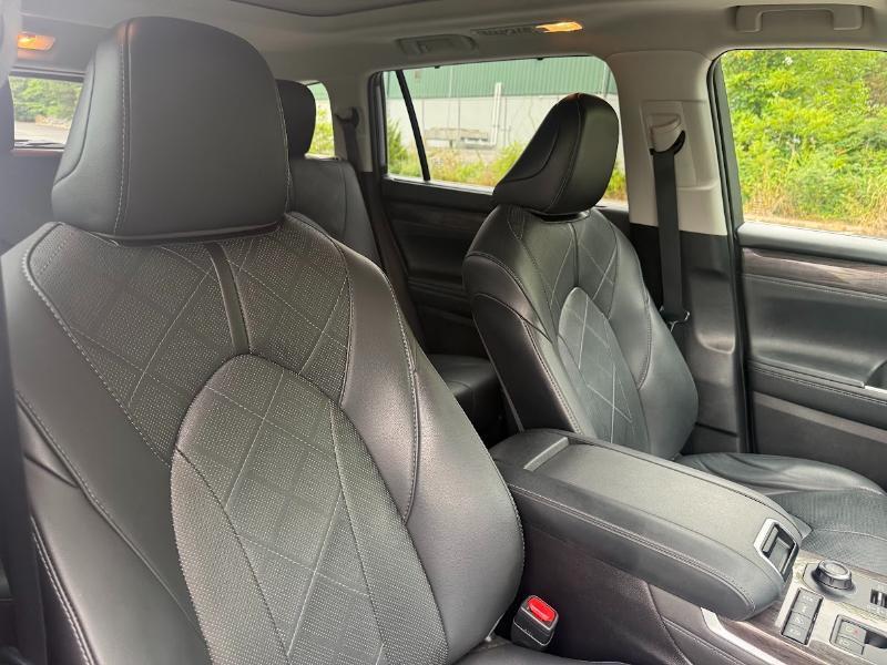 Toyota Highlander Platinum AWD V6 2021